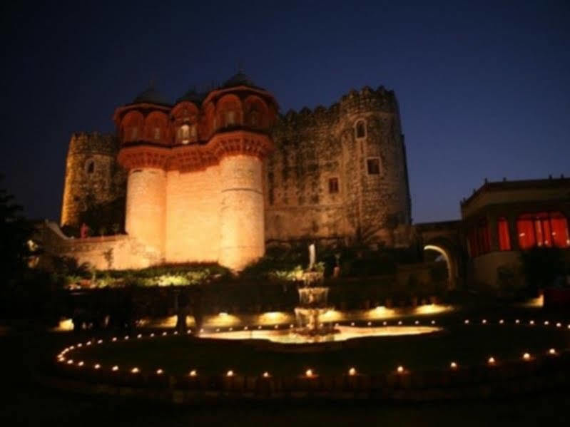 Atulya Fort Khejarla Eksteriør bilde