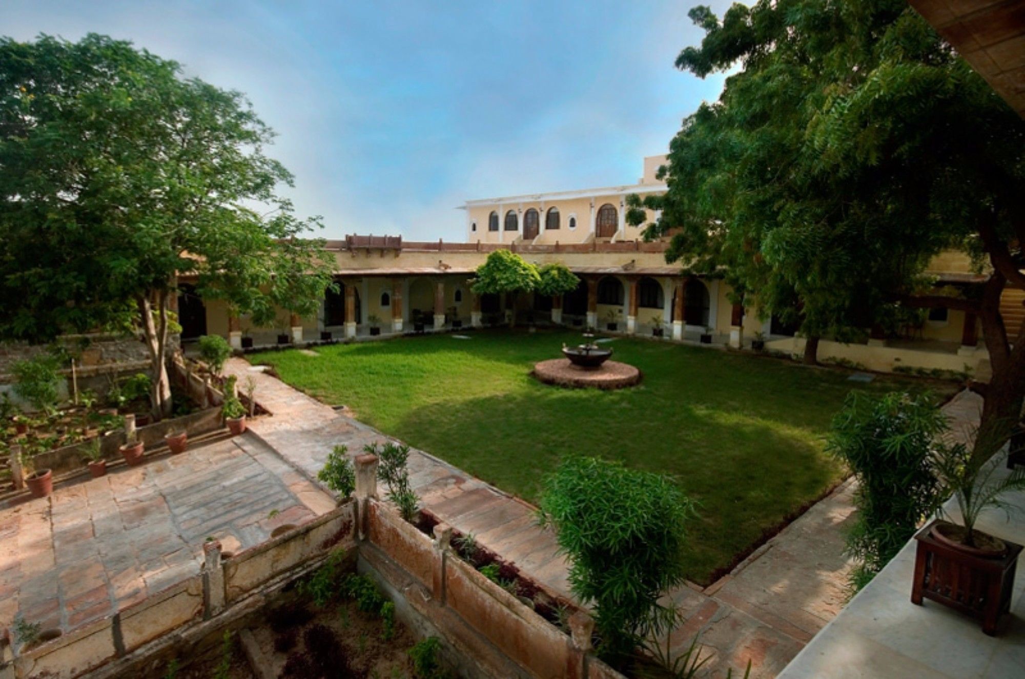 Atulya Fort Khejarla Eksteriør bilde