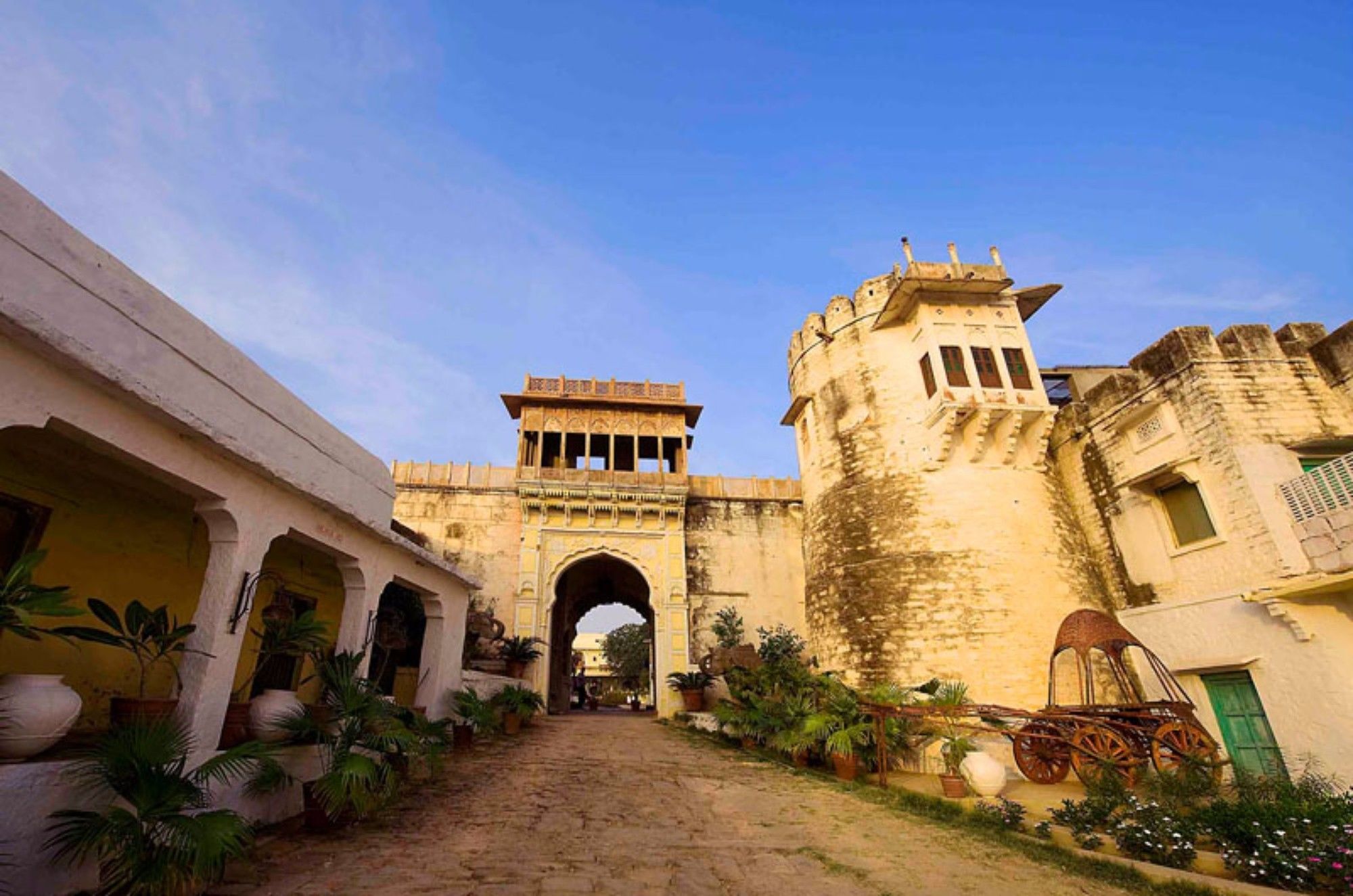 Atulya Fort Khejarla Eksteriør bilde